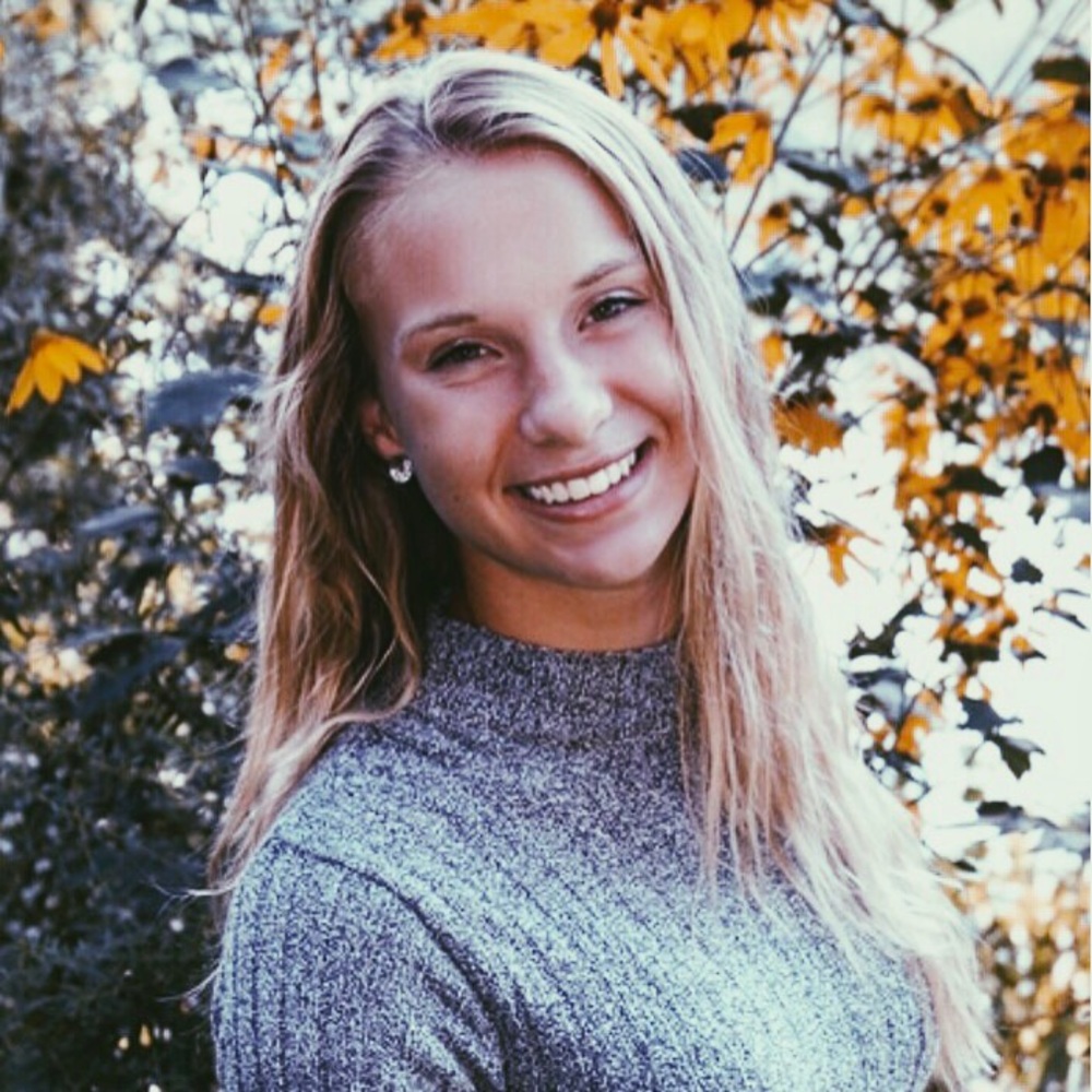 Meet your Posher, Leah